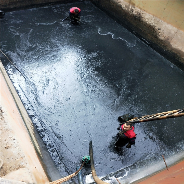 翁源废水池清理